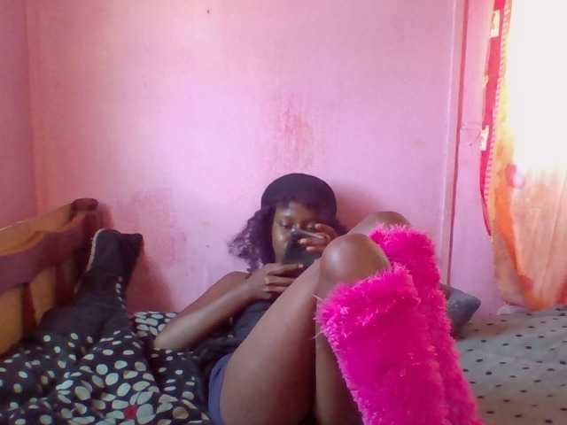 Nastytess live cam on BongaCams