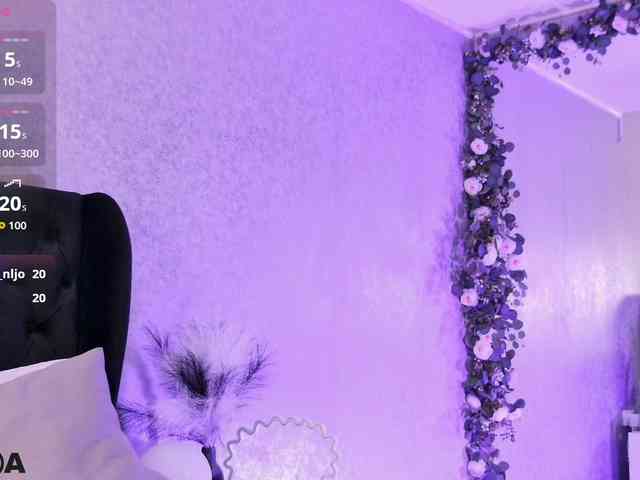 free adult chat now MiraGlory