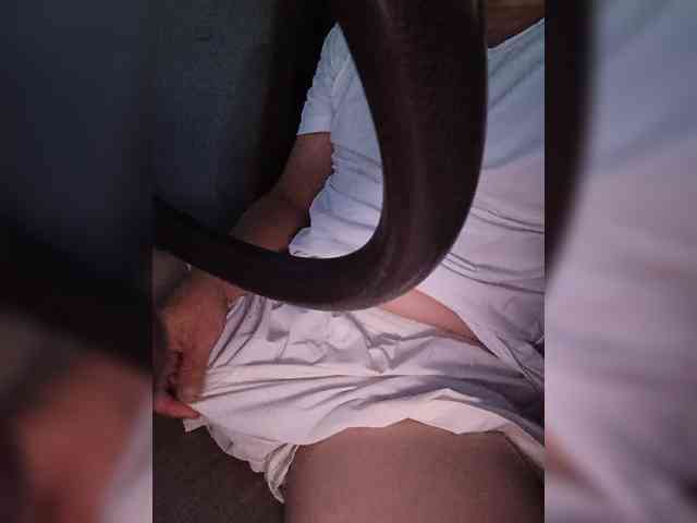 DDDenisson Live Webcam on BongaCams