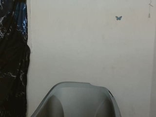 Strip-me-naked's Live Webcam