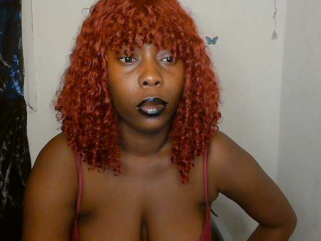 Strip-me-naked live cam on BongaCams