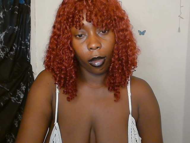 Strip-me-naked live webcam show