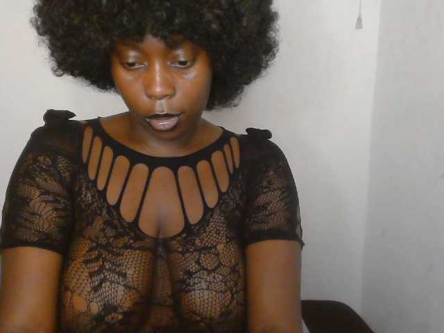 Strip-me-naked live cam on BongaCams
