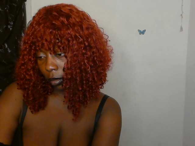 Strip-me-naked live webcam show