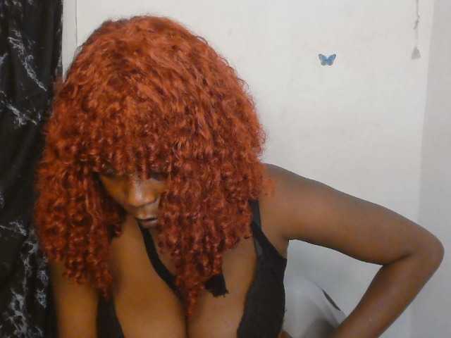 Strip-me-naked live cam on BongaCams
