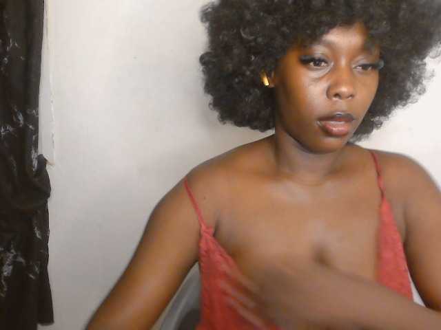 Strip-me-naked live cam on BongaCams
