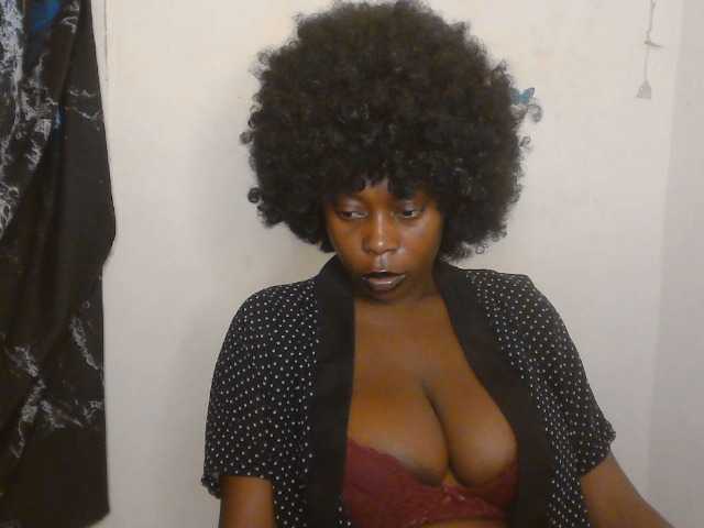 Strip-me-naked live cam on BongaCams