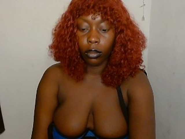 Strip-me-naked live cam on BongaCams