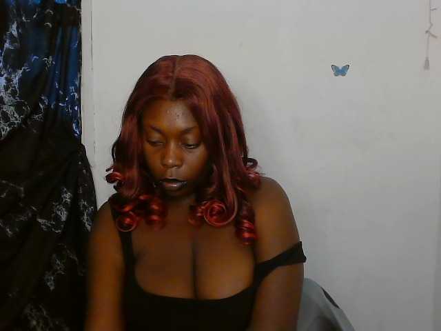 Strip-me-naked live webcam show