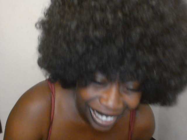 Strip-me-naked live cam on BongaCams