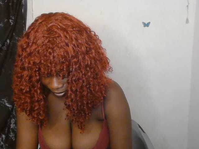 Strip-me-naked live cam on BongaCams