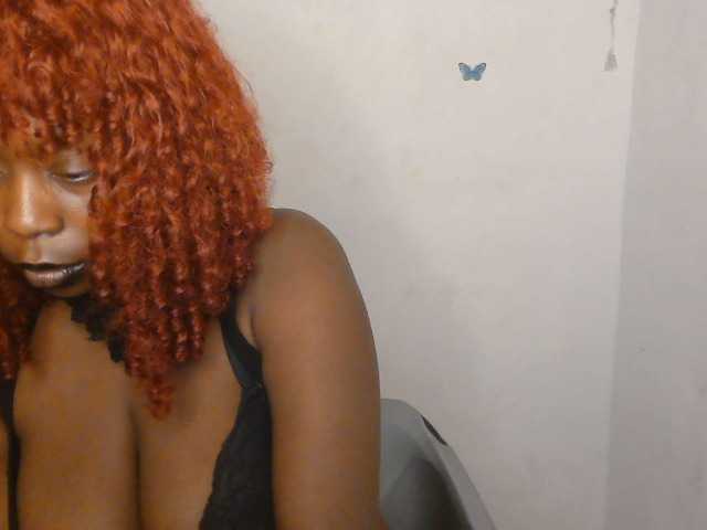 Strip-me-naked live cam on BongaCams