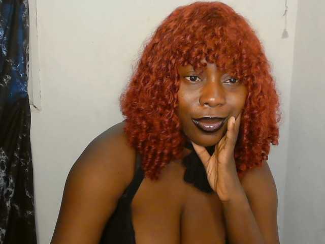 Strip-me-naked live cam on BongaCams