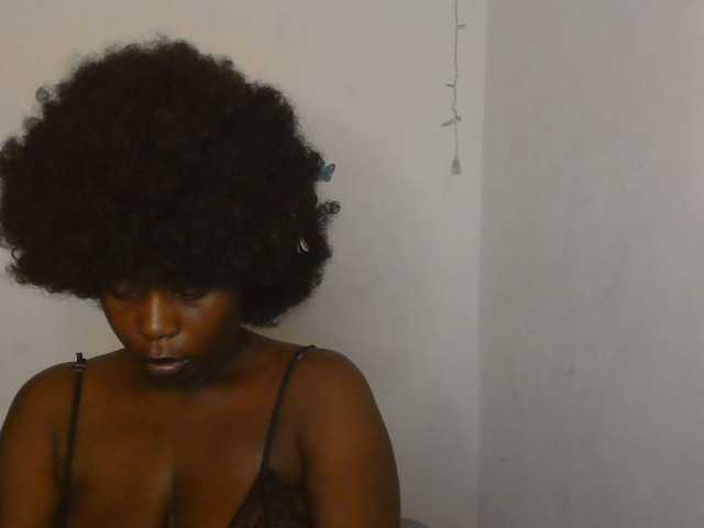 Strip-me-naked live cam on BongaCams