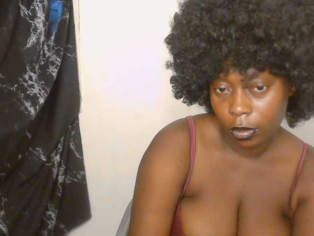 Strip-me-naked live cam on BongaCams