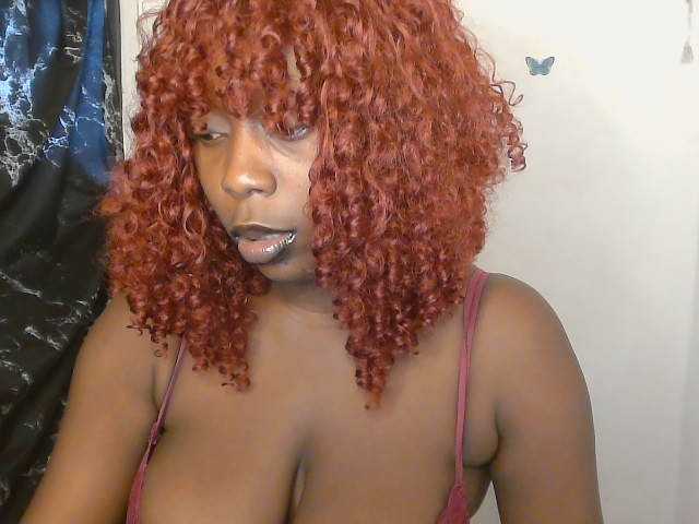 Strip-me-naked live cam on BongaCams