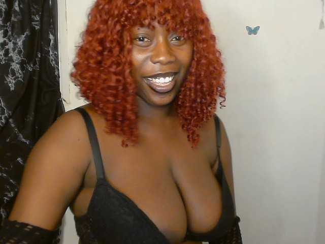 Strip-me-naked live webcam show