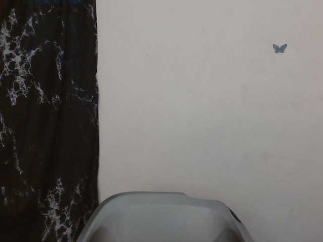 Strip-me-naked live cam on BongaCams