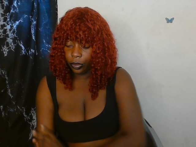 Strip-me-naked live cam on BongaCams