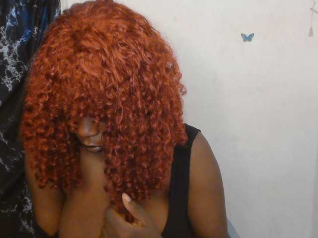 Strip-me-naked live cam on BongaCams