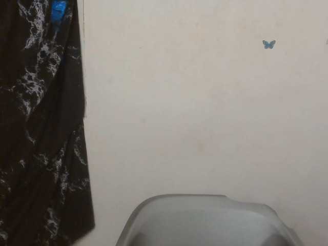 Strip-me-naked live cam on BongaCams