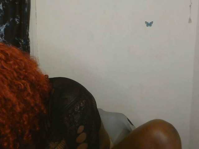 Strip-me-naked live cam on BongaCams