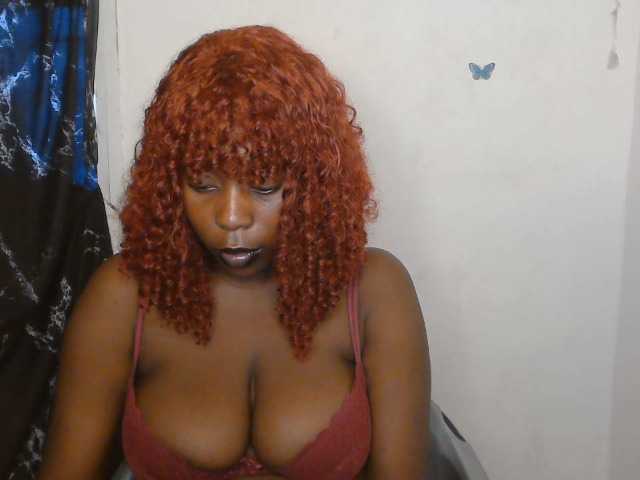 Strip-me-naked live cam on BongaCams