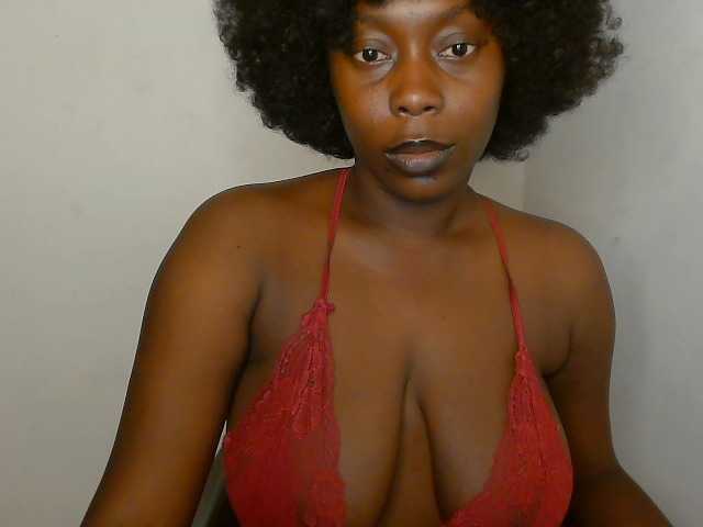 Strip-me-naked live cam on BongaCams