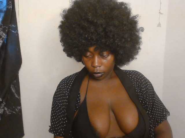 Strip-me-naked, live now on BongaCams
