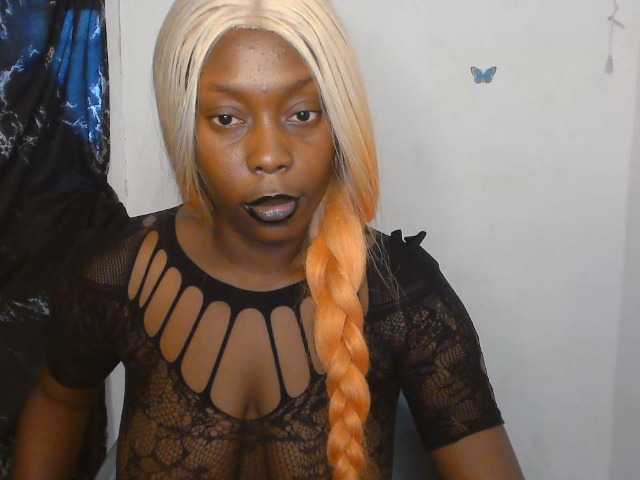 Strip-me-naked live webcam show