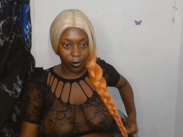 Strip-me-naked live webcam show