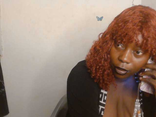 Strip-me-naked live cam on BongaCams