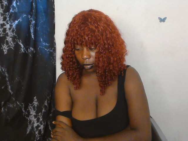 Strip-me-naked live cam on BongaCams