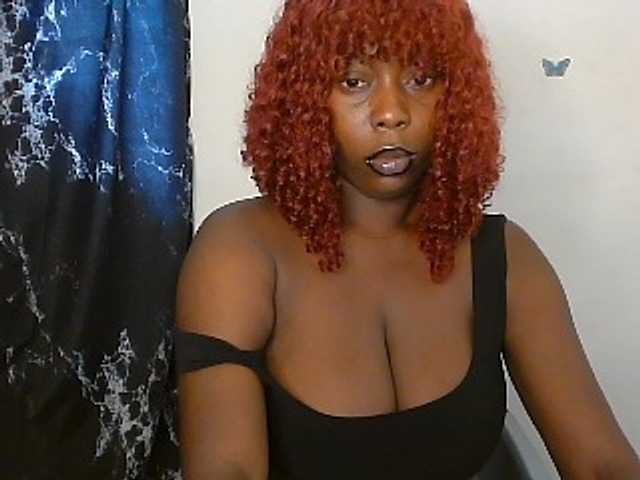 Strip-me-naked live cam on BongaCams