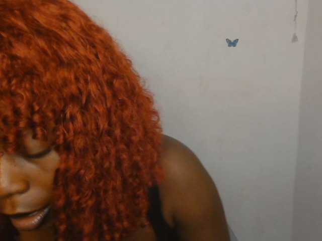 Strip-me-naked live cam on BongaCams