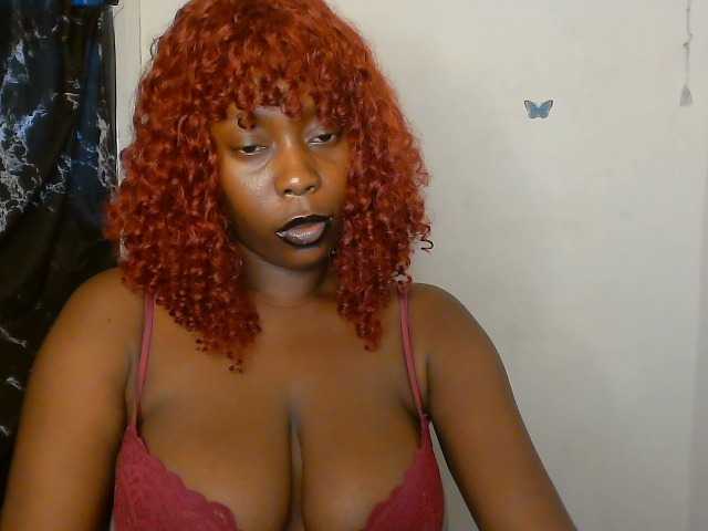 Strip-me-naked live cam on BongaCams