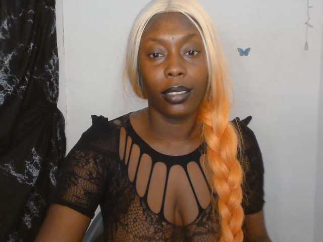 Strip-me-naked live webcam show