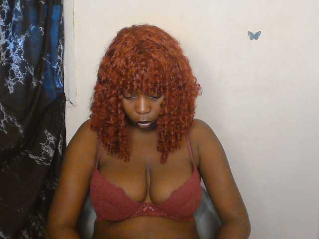 Strip-me-naked live cam on BongaCams
