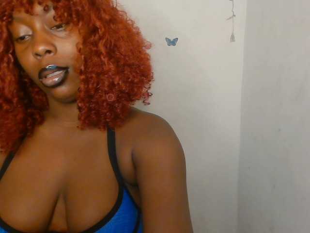 Strip-me-naked live cam on BongaCams