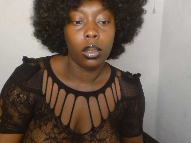 Strip-me-naked live cam on BongaCams
