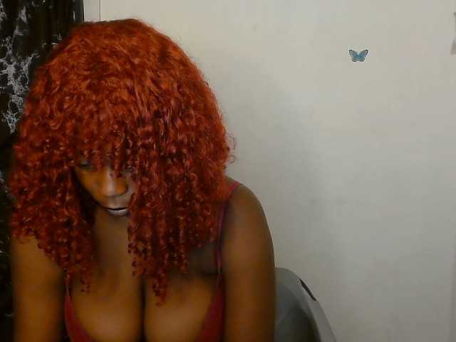 Strip-me-naked live cam on BongaCams