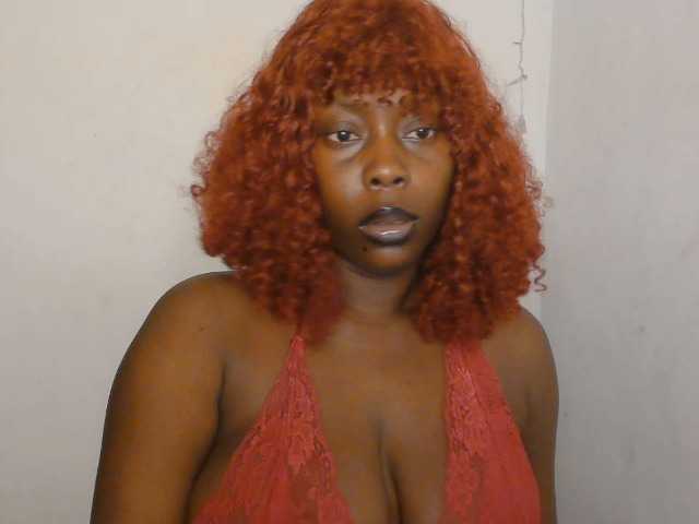 Strip-me-naked live cam on BongaCams