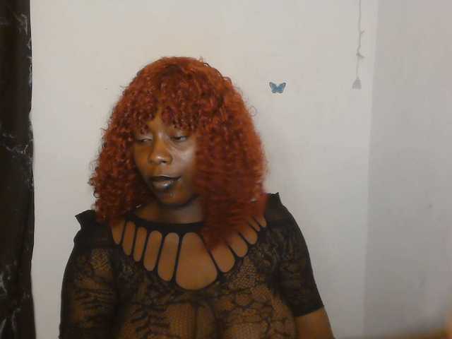 Strip-me-naked live cam on BongaCams