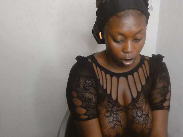 Strip-me-naked live cam on BongaCams