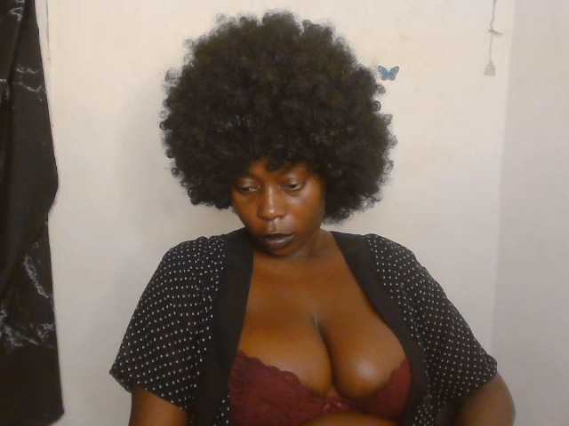Strip-me-naked live cam on BongaCams