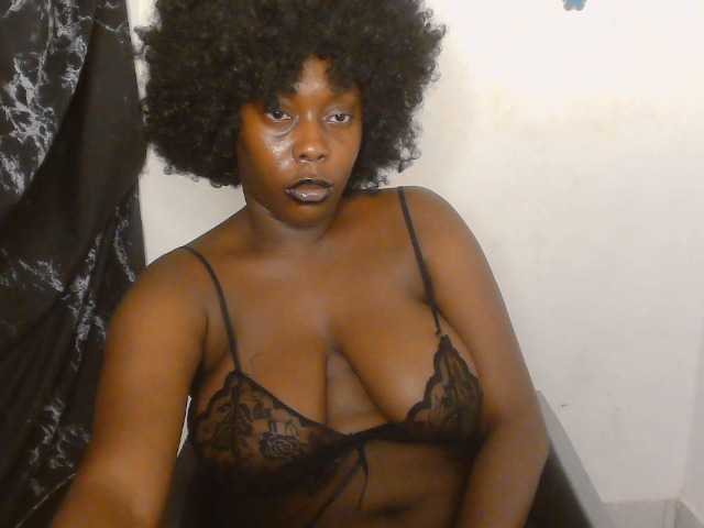 Strip-me-naked live cam on BongaCams