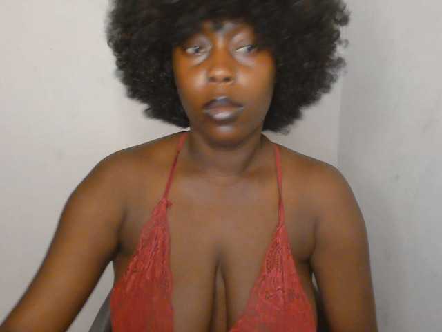 Strip-me-naked live cam on BongaCams