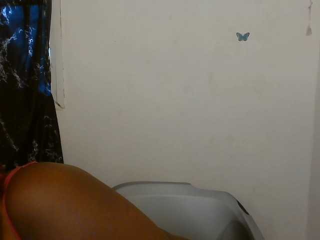 Strip-me-naked live cam on BongaCams