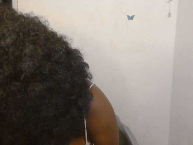 Strip-me-naked live cam on BongaCams