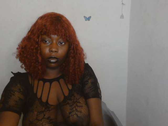 Strip-me-naked live cam on BongaCams